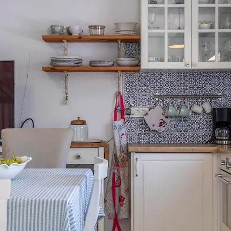 Lovely In With Kitchen